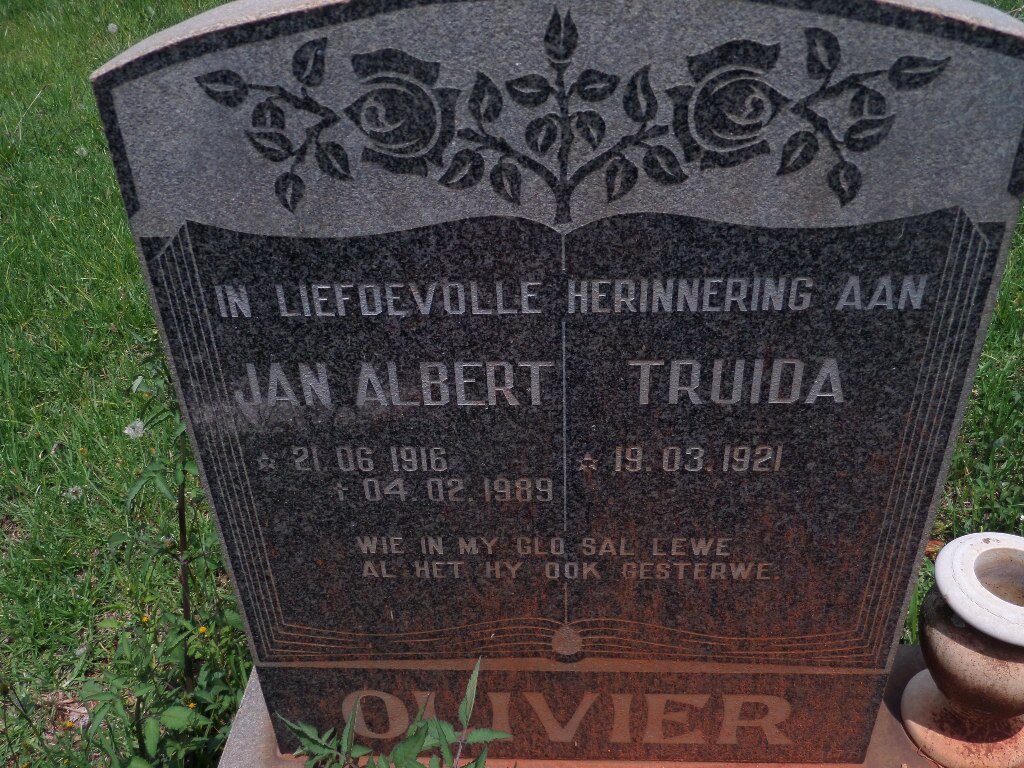OLIVIER Jan Albert 1916-1989 &amp; Truida 1921-