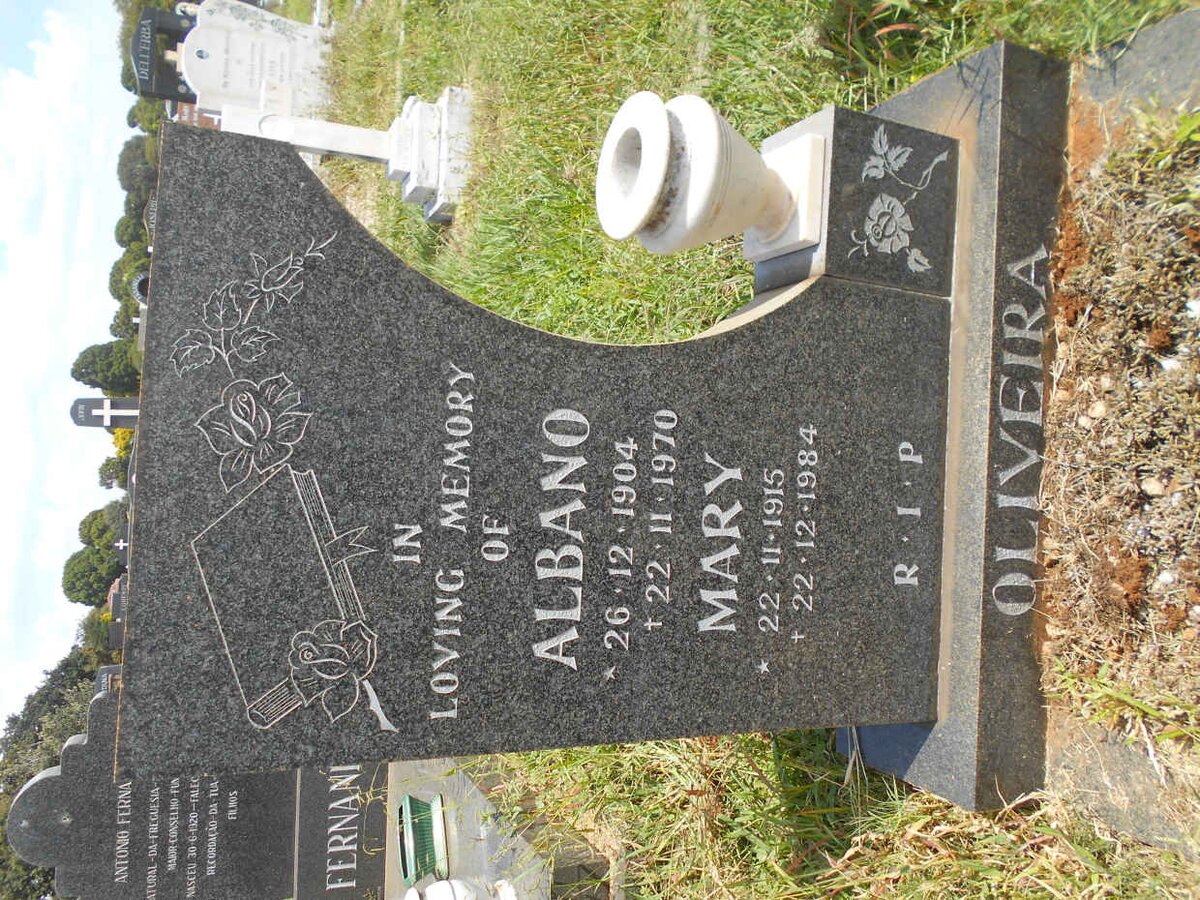 OLIVEIRA Albano 1904-1970 &amp; Mary 1915-1984