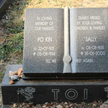 TOI Po Kin 1931-1994 &amp; Sally 1935-2000