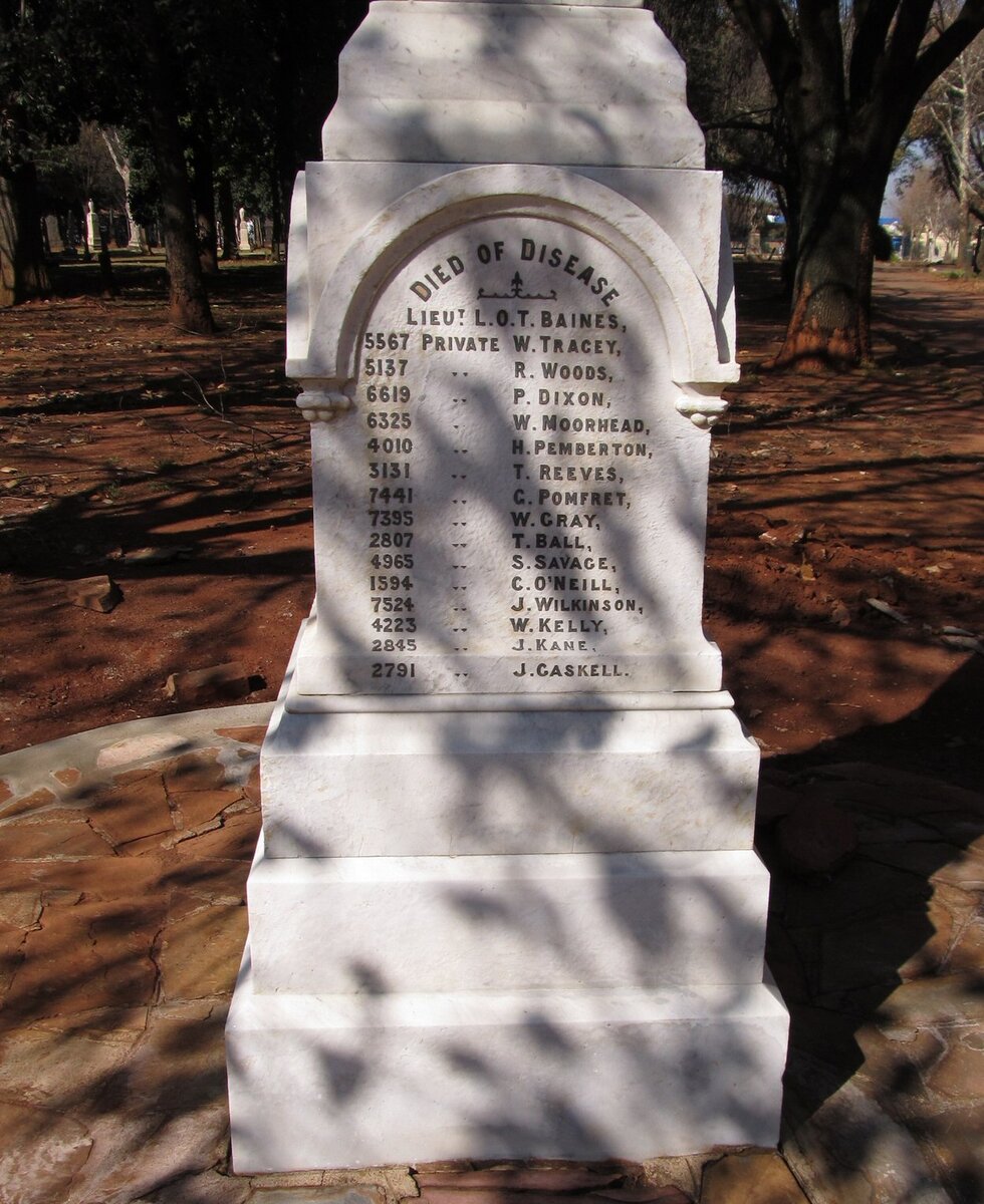 East Lancashire Regiment Memorial 1899-1902_3