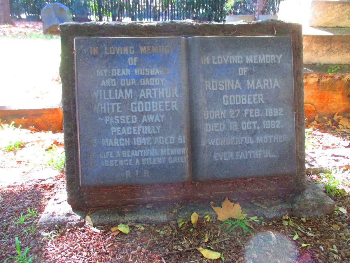 GODBEER William Arthur White -1942 & Rosina Maria 1892-1962