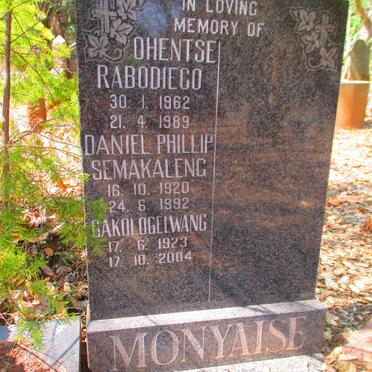 MONYAISE Daniel Phillip Semakaleng 1920-1992 & Gakologelwang 1923-2004 ::MONYAISE Ohentse Rabodieco 1962-1989 