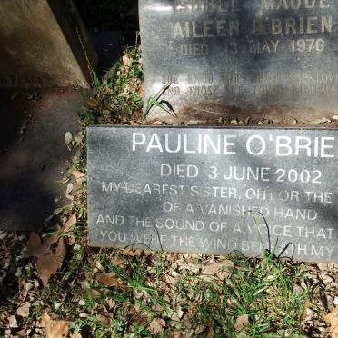 O’BRIEN Pauline -2002