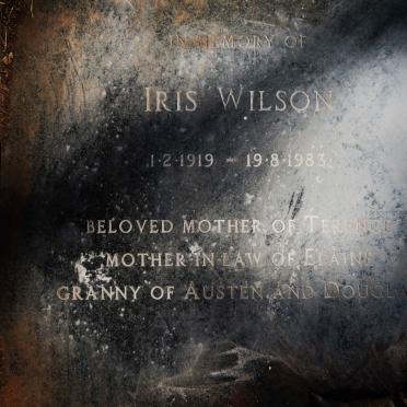 WILSON Iris 1919-1983
