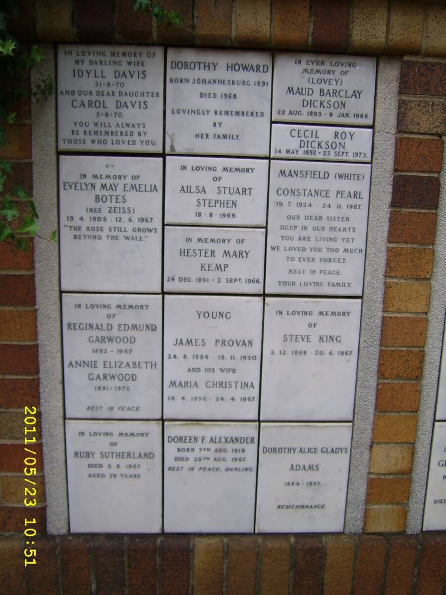 007 Memorial wall