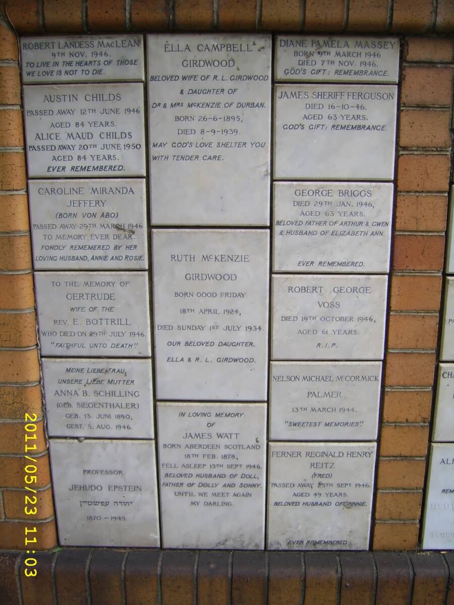 038 Memorial wall