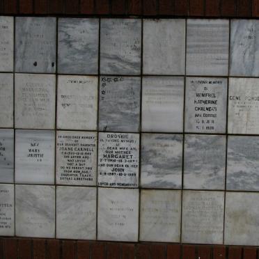 083 Memorial wall 