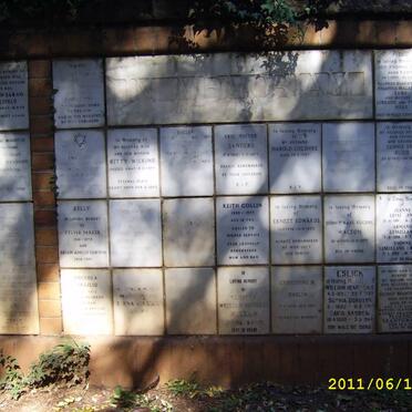 069 Memorial wall