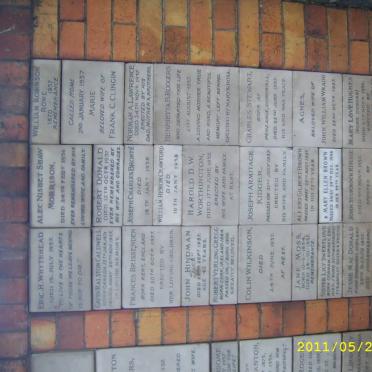 034 Memorial wall