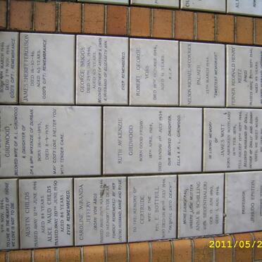 038 Memorial wall