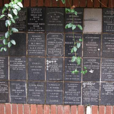 086 Memorial wall 