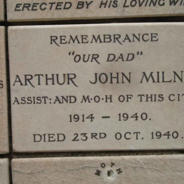 MILNE Arthur John -1940
