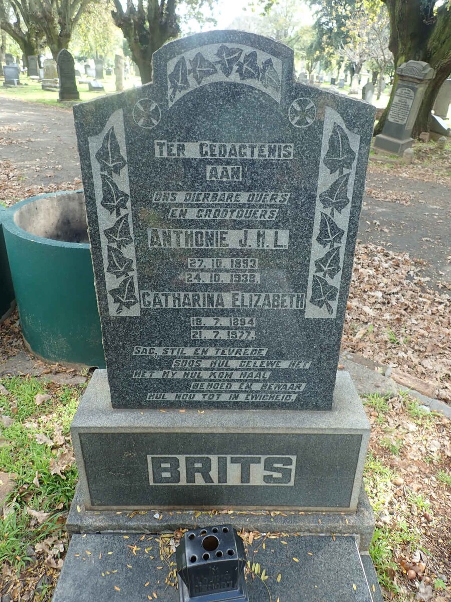 BRITS Anthonie J.H.L. 1893-1938 &amp; Catharina Elizabeth 1894-1977