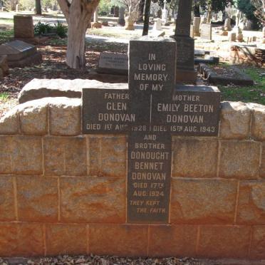 DONOVAN Glen -1928 &amp; Emily Beeton -1943 :: DONOVAN Donought Bennet -1924