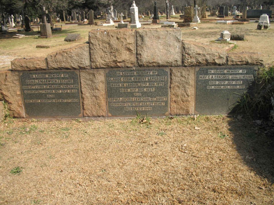 LEVESQUE Claude Cecil Ernest 1878-1937 &amp; Sophia Jacoba AURET 1879-1944