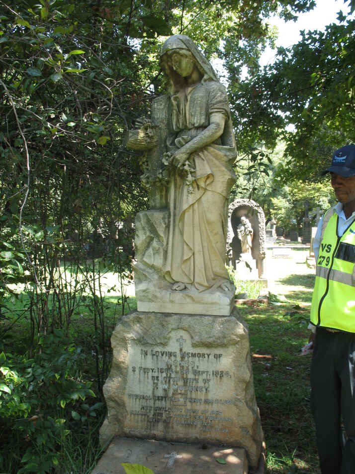 MALONEY Agnes 1866-1924