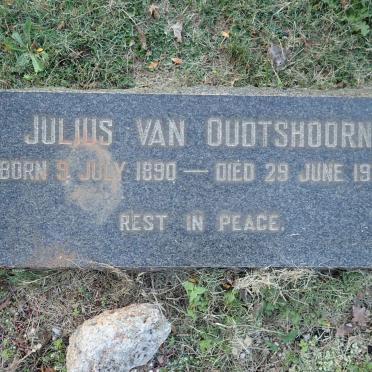OUDTSHOORN Julius, van 1890-1962