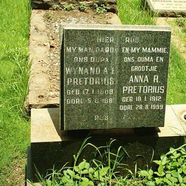 PRETORIUS Wynand A.F. 1909-1981 &amp; Anna R. 1912-1999
