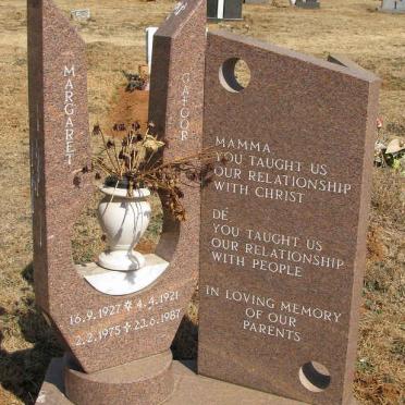 HENDRICKS Cafoor 1921-1987 &amp; Margaret 1927-1975