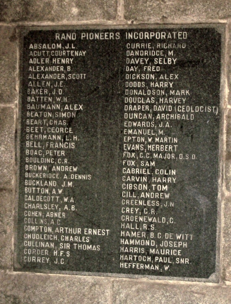 Plaque 04