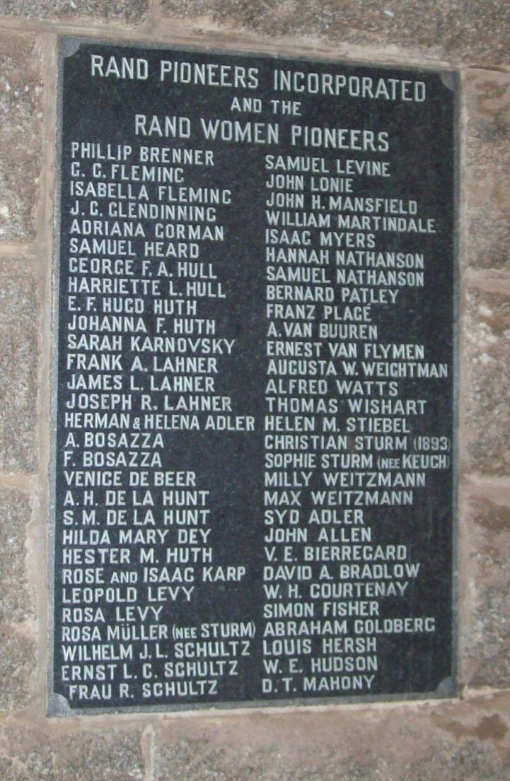 Plaque 09