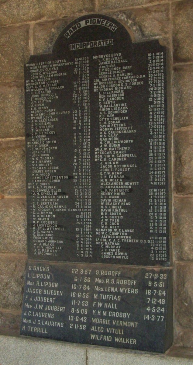 Plaque 07