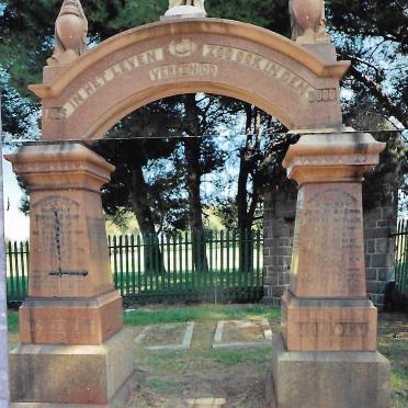 Gauteng, JOHANNESBURG, Bezuidenhout Park, Bezuidenhout family cemetery