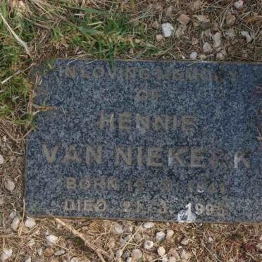 NIEKERK Hennie, van 1944-1995