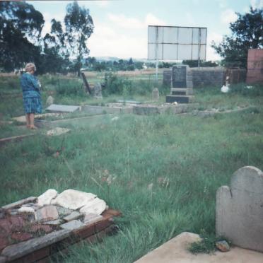 Gauteng, JOHANNESBURG district, Alberton, Patlynn Rhema Church, Rietvlei 101, cemetery