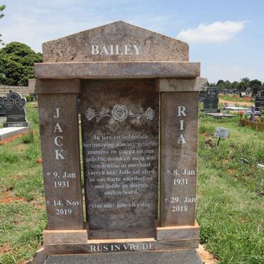 BAILEY Jack 1931-2019 & Ria 1931-2018