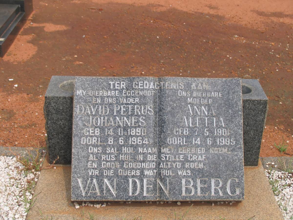 BERG David Petrus Johannes, van den 1890-1964 &amp; Anna Aletta 1901-1995