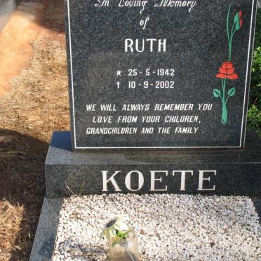 KOETE Ruth 1942-2002