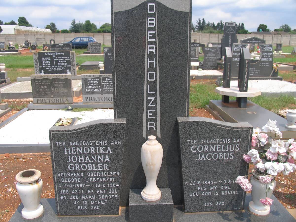 OBERHOLZER Cornelius Jacobus 1893-1946 :: GROBLER Hendrika Johanna voorheen OBERHOLZER nee LIEBENBERG 1897-1984