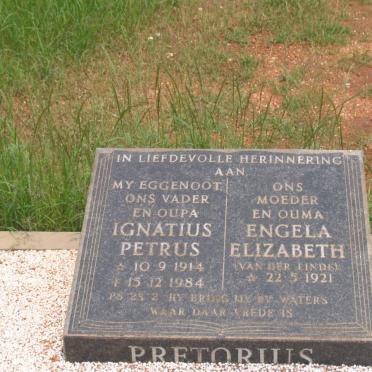 PRETORIUS Ignatius Petrus 1914-1984 &amp; Engela Elizabeth van der LINDE 1921-