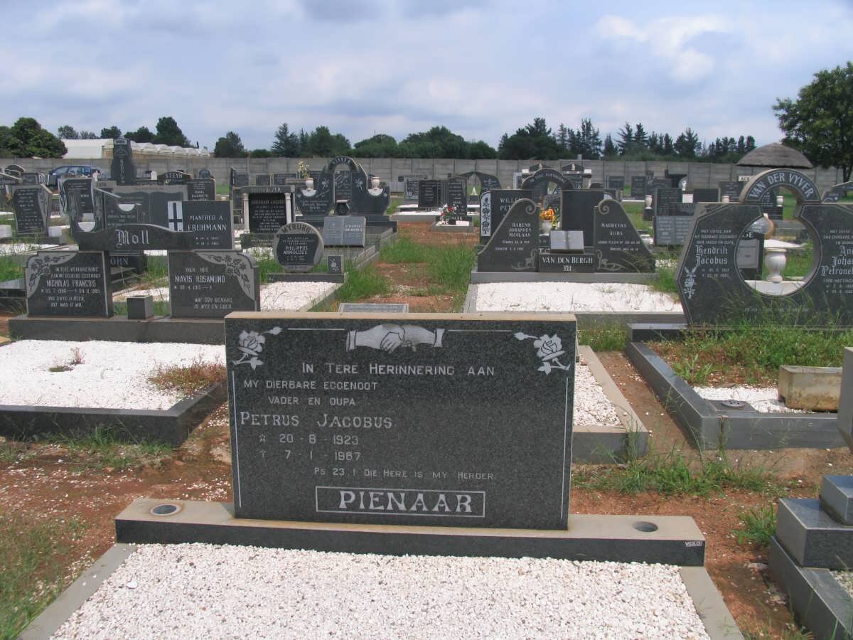 PIENAAR Petrus Jacobus 1923-1987