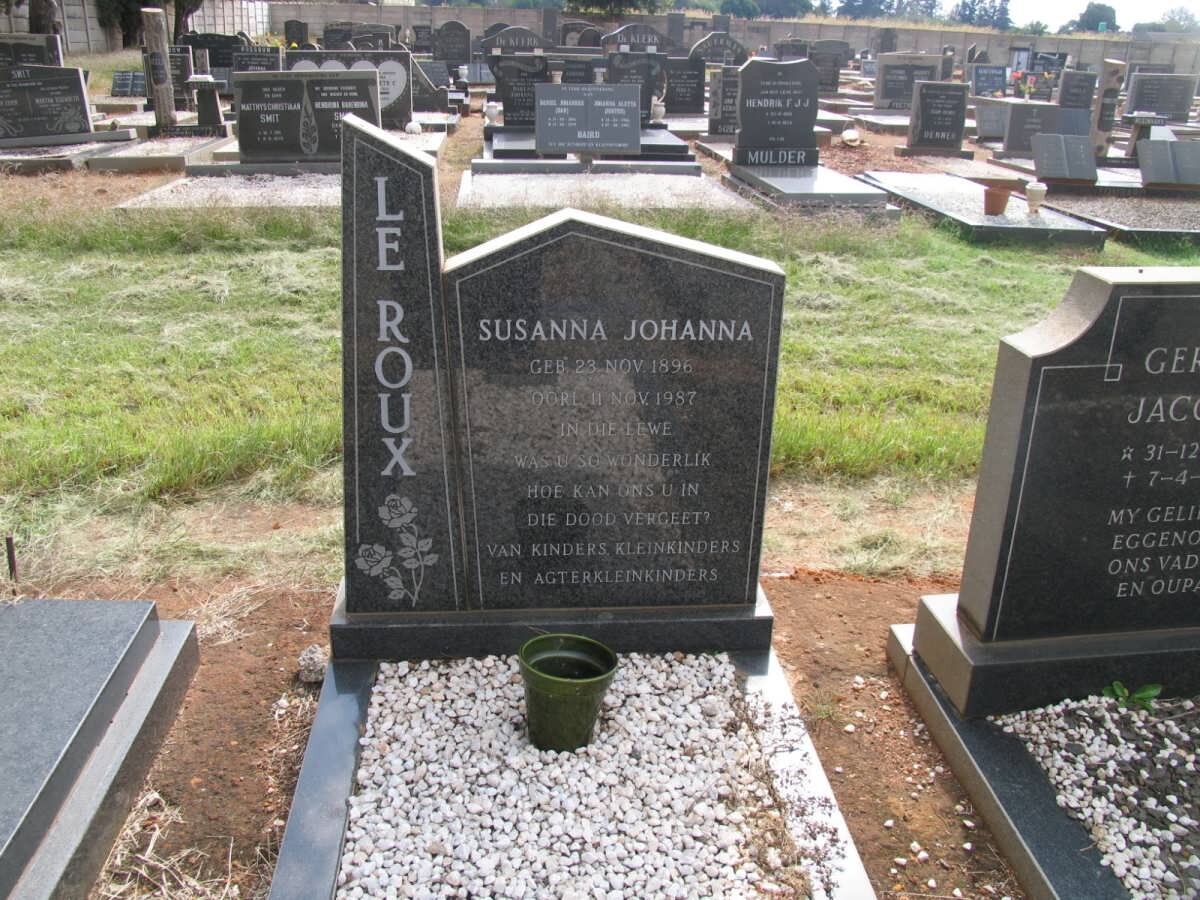 ROUX Susanna Johanna, le 1896-1987 :: ? Kitty 1919-2003_1