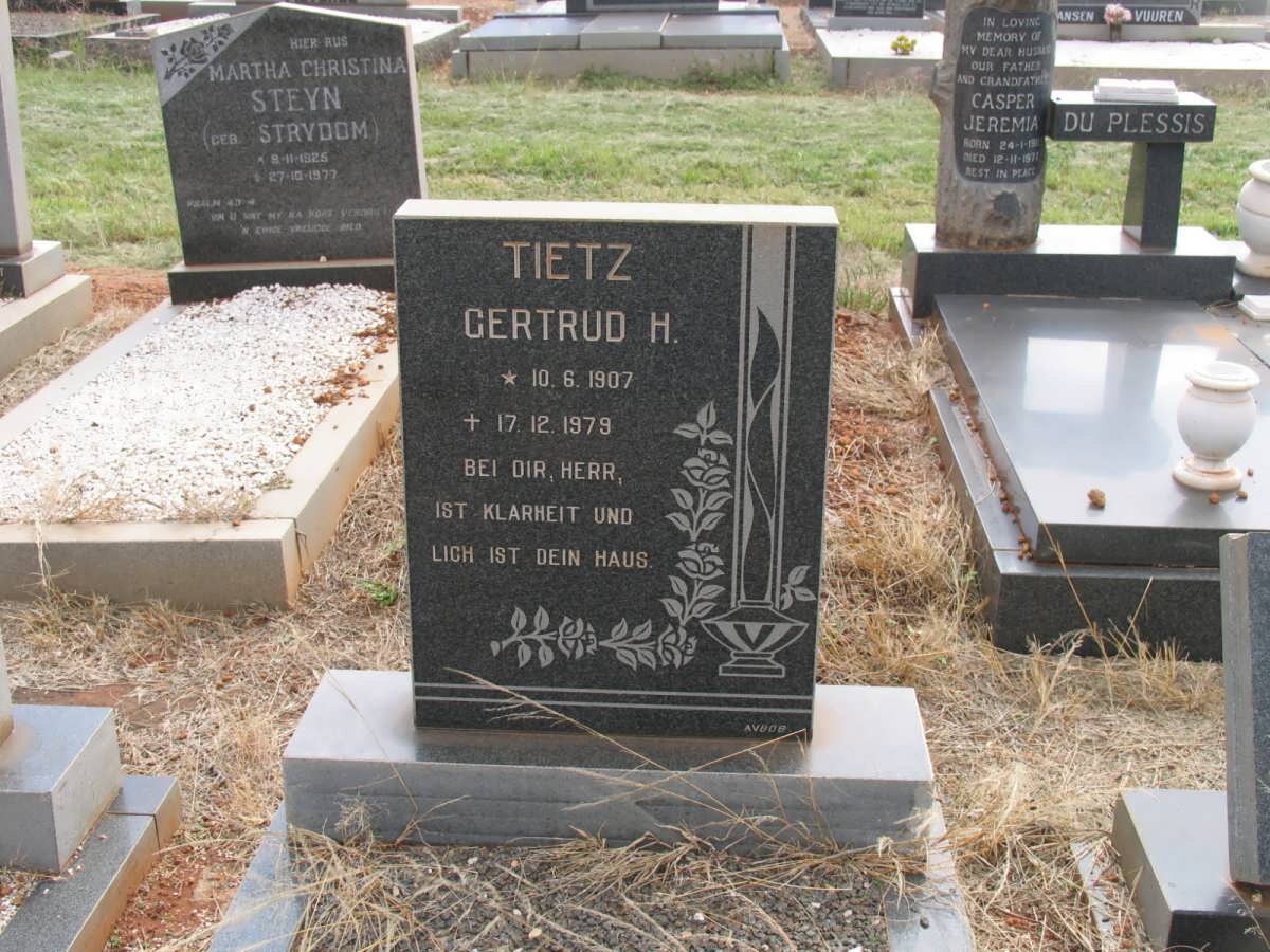 TIETZ Gertrud H. 1907-1979