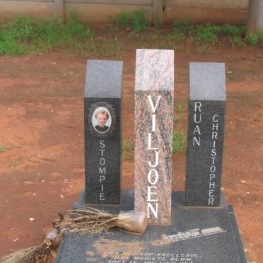 VILJOEN Ruan Christopher 1992-1995 