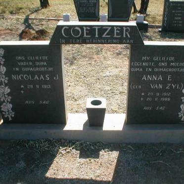 COETZER Nicolaas J. 1913- &amp; Anna E. VAN ZYL 1912-1986
