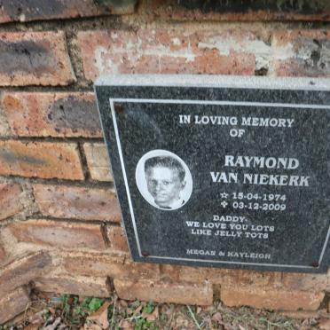 NIEKERK Raymond, van 1974-2009