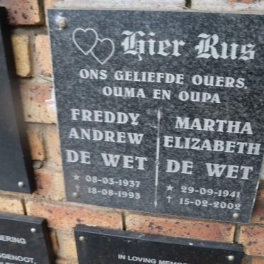 WET Freddy Andrew, de 1937-1993 &amp; Martha Elizabeth 1941-2002