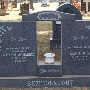 BEZUIDENHOUT Willem Johannes 1924-1971 &amp; Maria M.S. 1929-1973