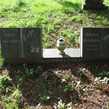 HOLTZHAUZEN Louis Jacobus 1925-1984 &amp; Susara Fredrika 1932-2009