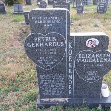 KOEKEMOER Petrus Gerhardus 1940-2005 &amp; Elizabeth Magdalena 1944-