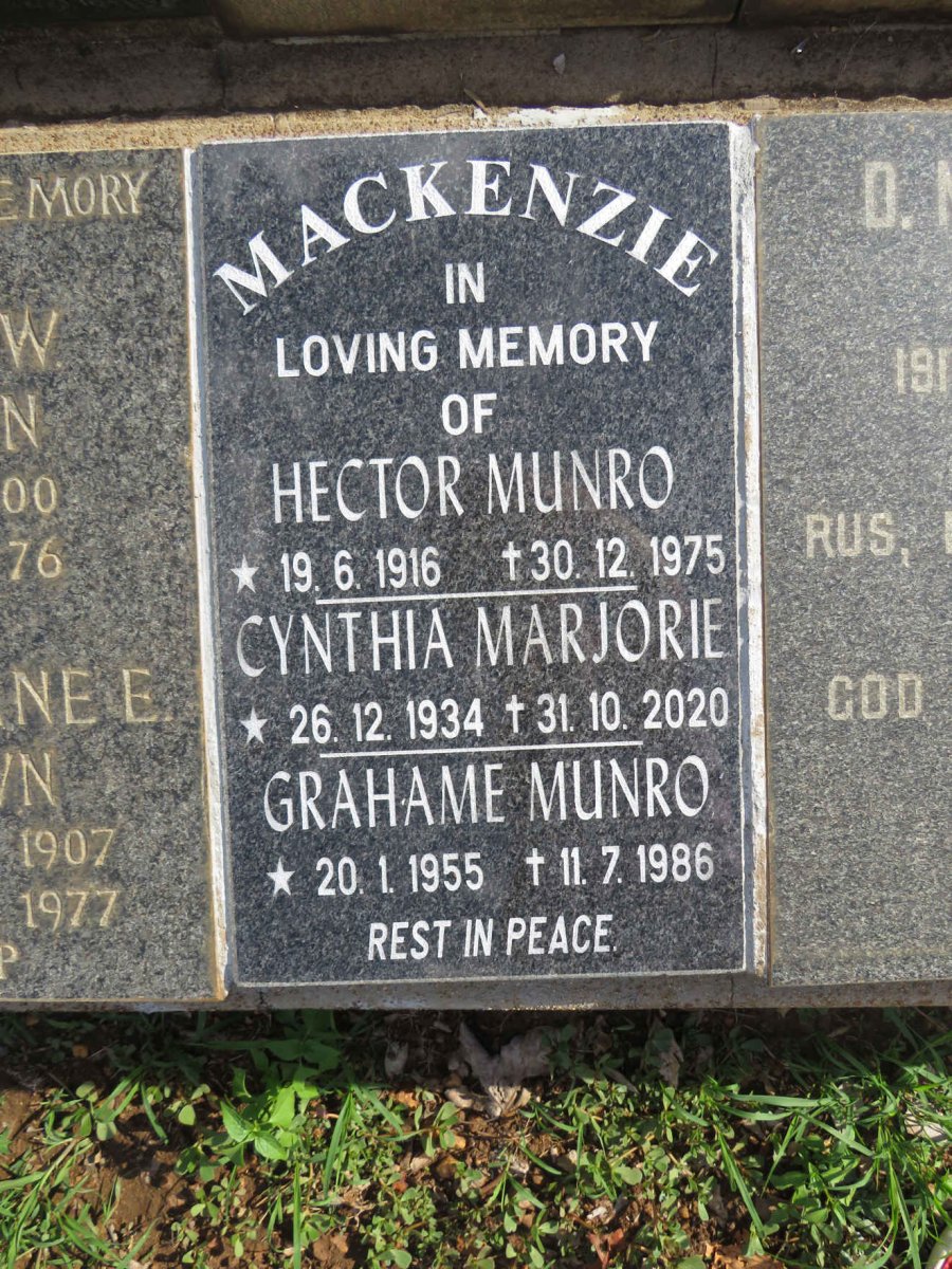 MACKENZIE Hector Munro 1916-1975 :: MACKENZIE Cynthia Marjorie 1934-2020