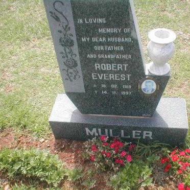 MULLER Robert Everest 1919-1997