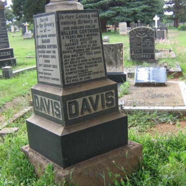 DAVIS Sarah Johanna Gertina 1863-1945 :: DAVIS Valerie Gertrude -1932