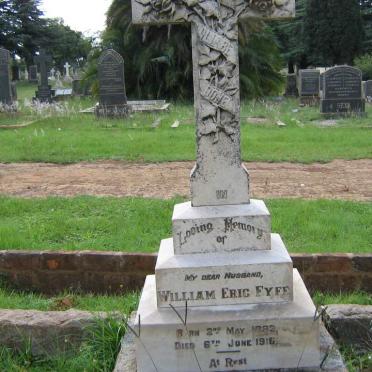 F - Vanne :: Surnames - F