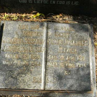 OLIVIER Pieter Johannes 1881-1946 &amp; Johanna Susanna Casperlina 1888-1944