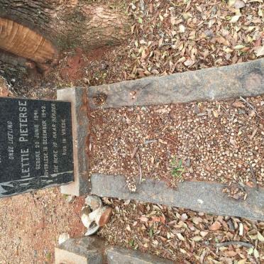PIETERSE Lettie 1941-1942